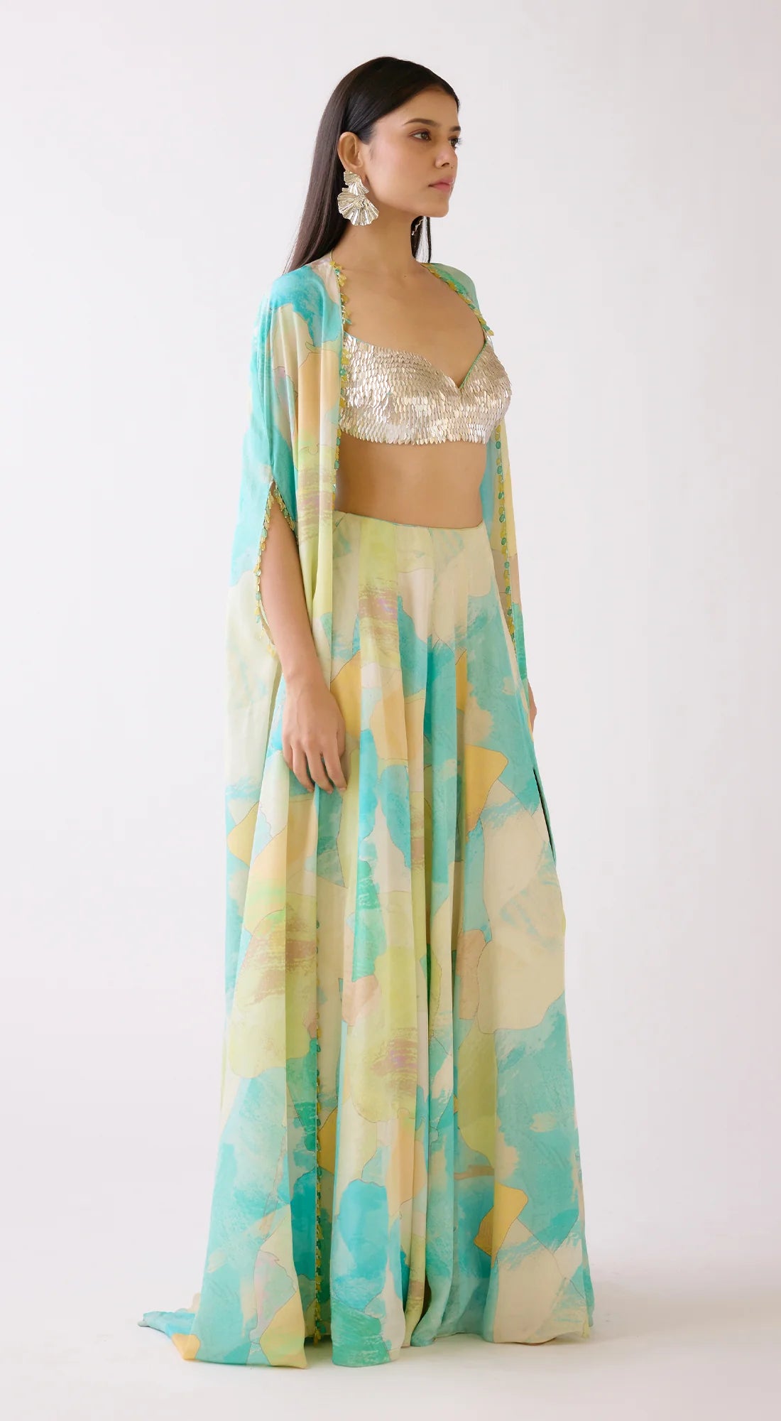 The Shoreline Cape Set