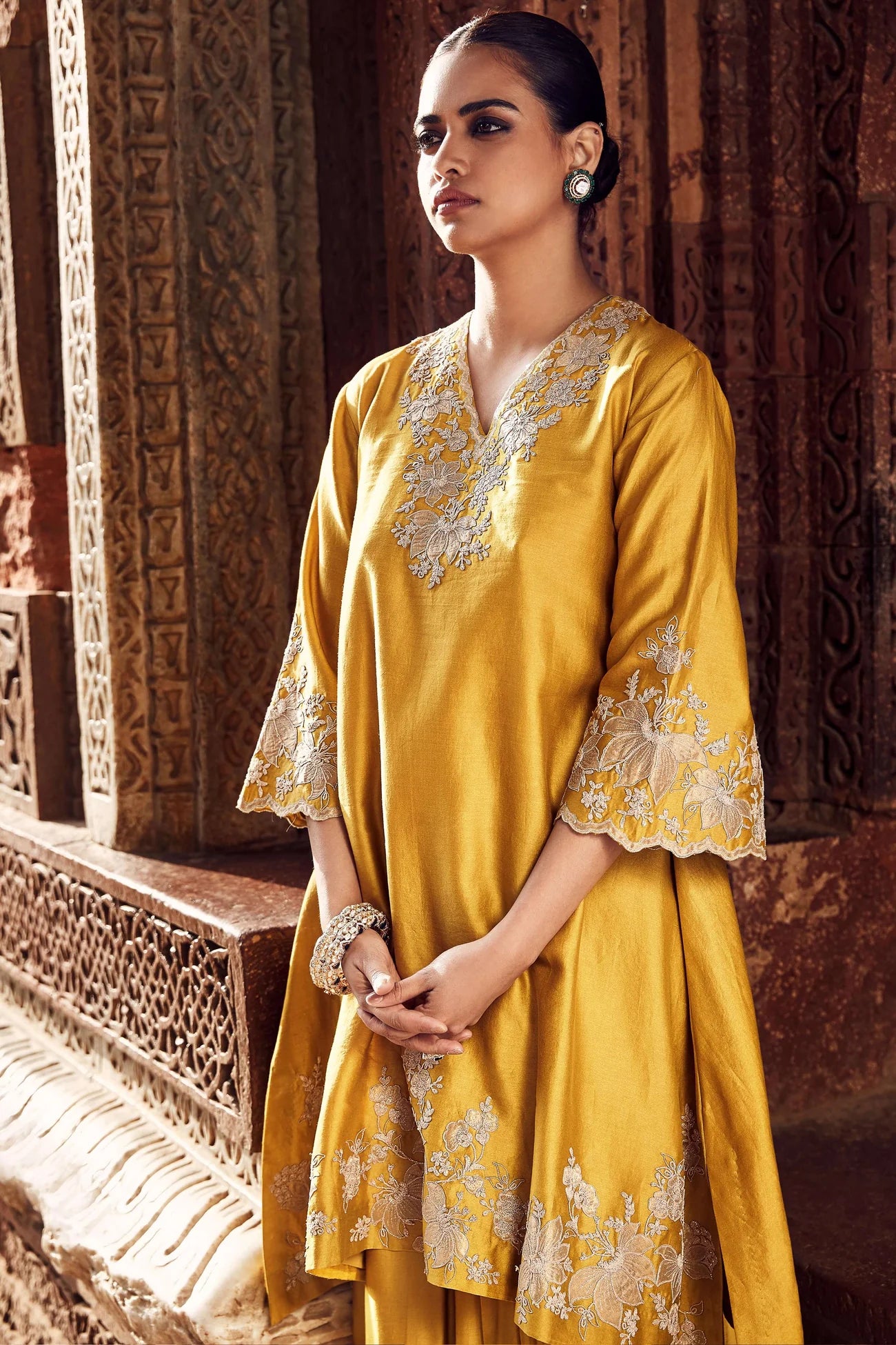 Sona Patti Hukum Kurta and Drape Skirt Set