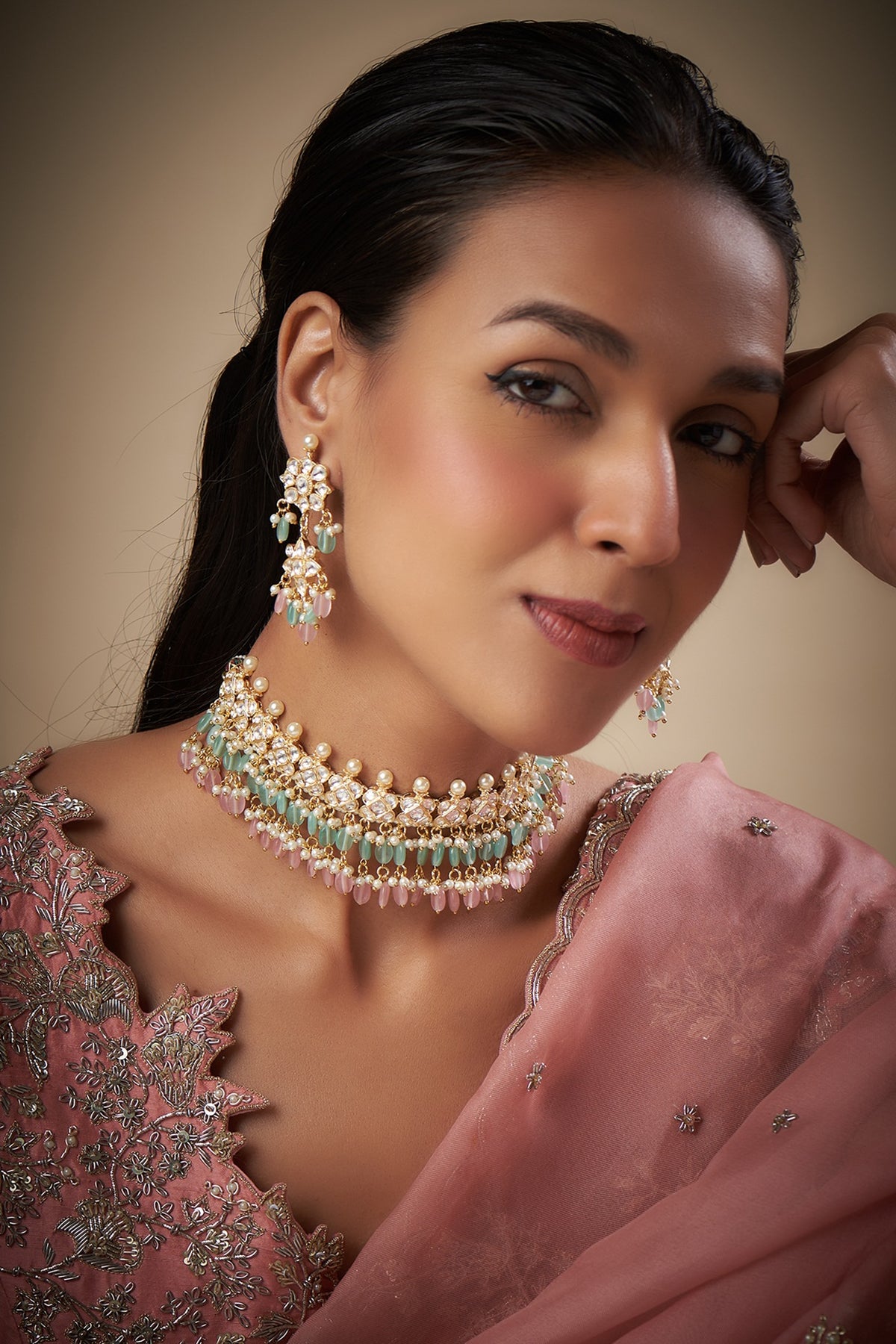 Gold Finish Kundan Polki Choker Necklace Set